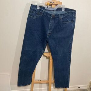 Wrangler blue jeans size 40x32 classic straight leg